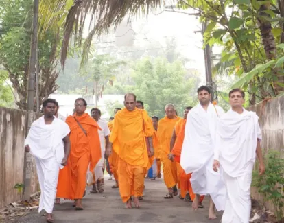 swami gururetnam's Avadhuta Yathra